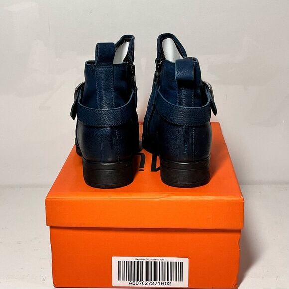 Miz Mooz Suzy Wide Width Leather Ankle Boots - Picture 6 of 8